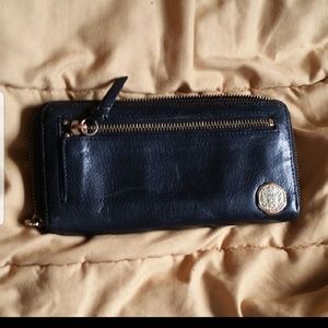 Vince camuto wallet